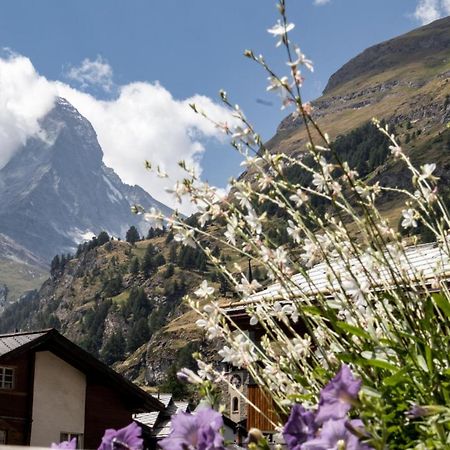 Village Apartment With Matterhorn View Zermatt Eksteriør bilde